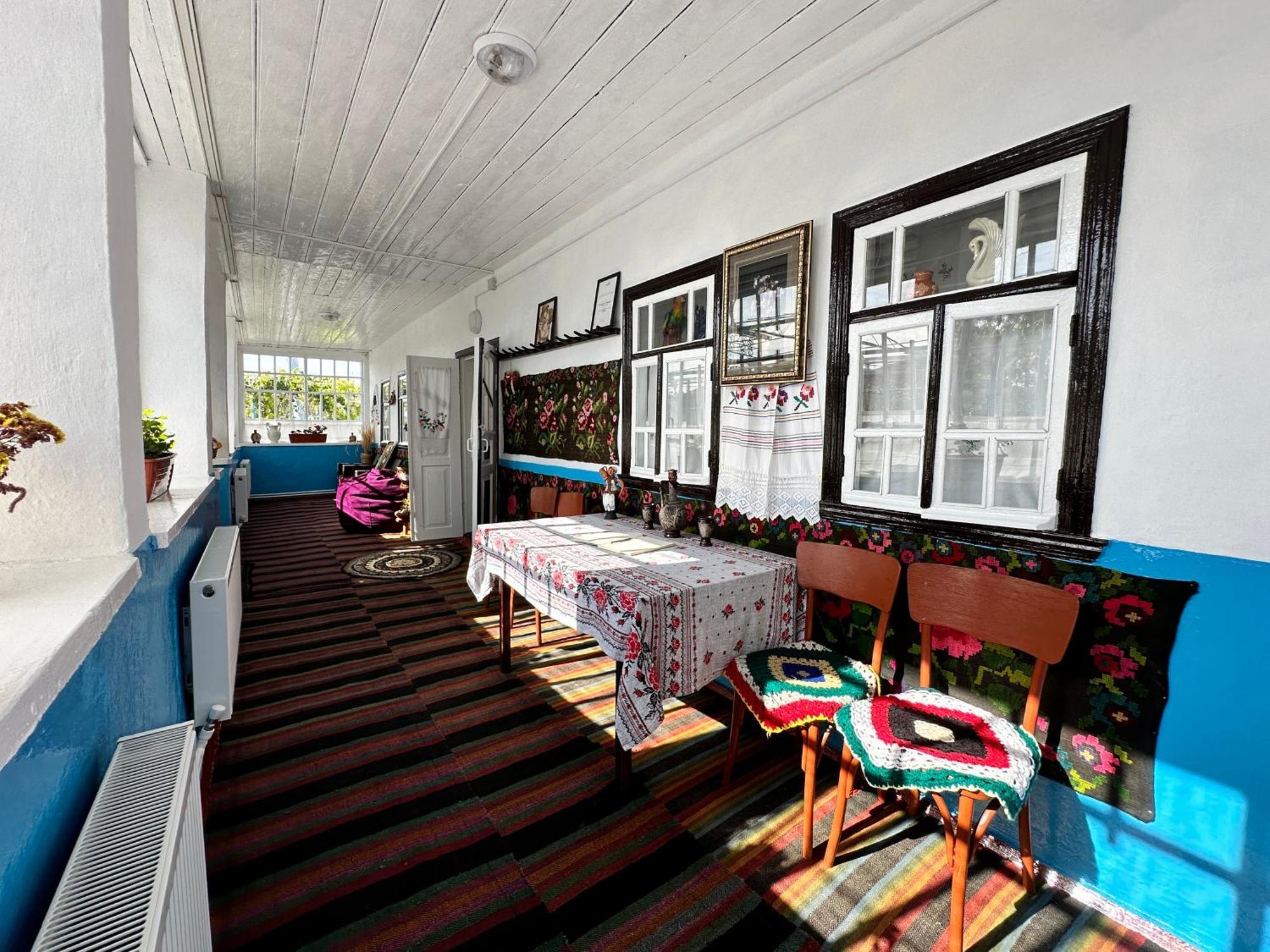 La Madalina Bed & Breakfast Selemet Ngoại thất bức ảnh
